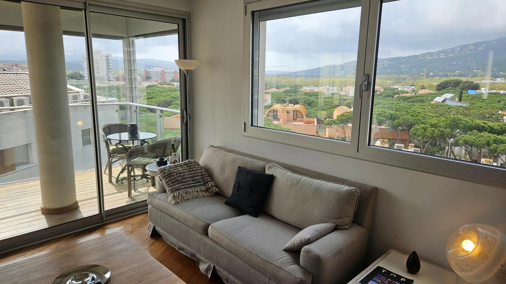 Appartement Penthouse In Platja D Aro Front Sea With Parking à Castell-Castell-Platja d'Aro